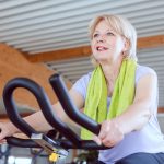Rower treningowy magnetyczny — czy warto mieć go w domu?